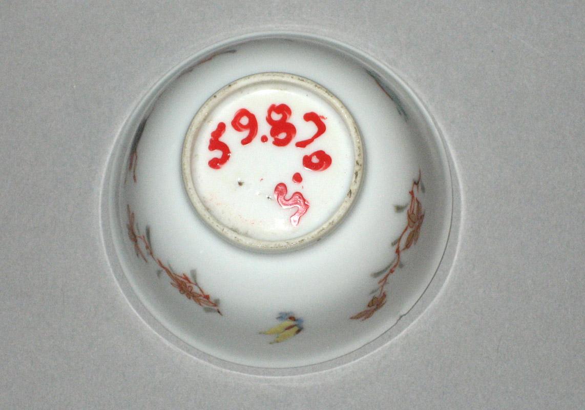 1959.0870.005 Teabowl underside