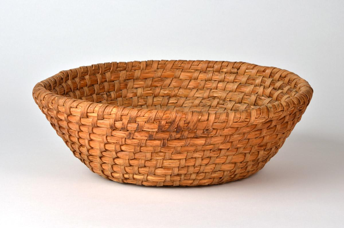 2010.0008.003 Basket, view 1
