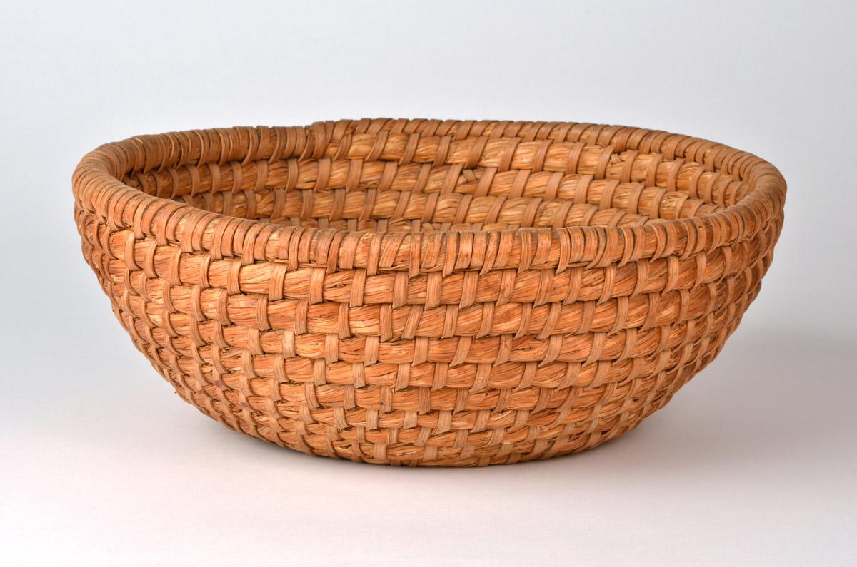 2010.0008.001 Basket, view 1