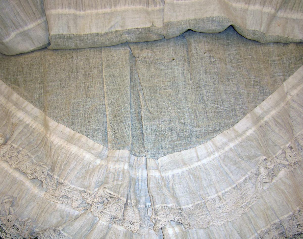 2013.0048.001 B Skirt, Lace 2