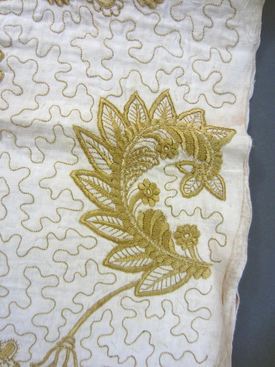 2013.0048.009 Waistcoat, Detail