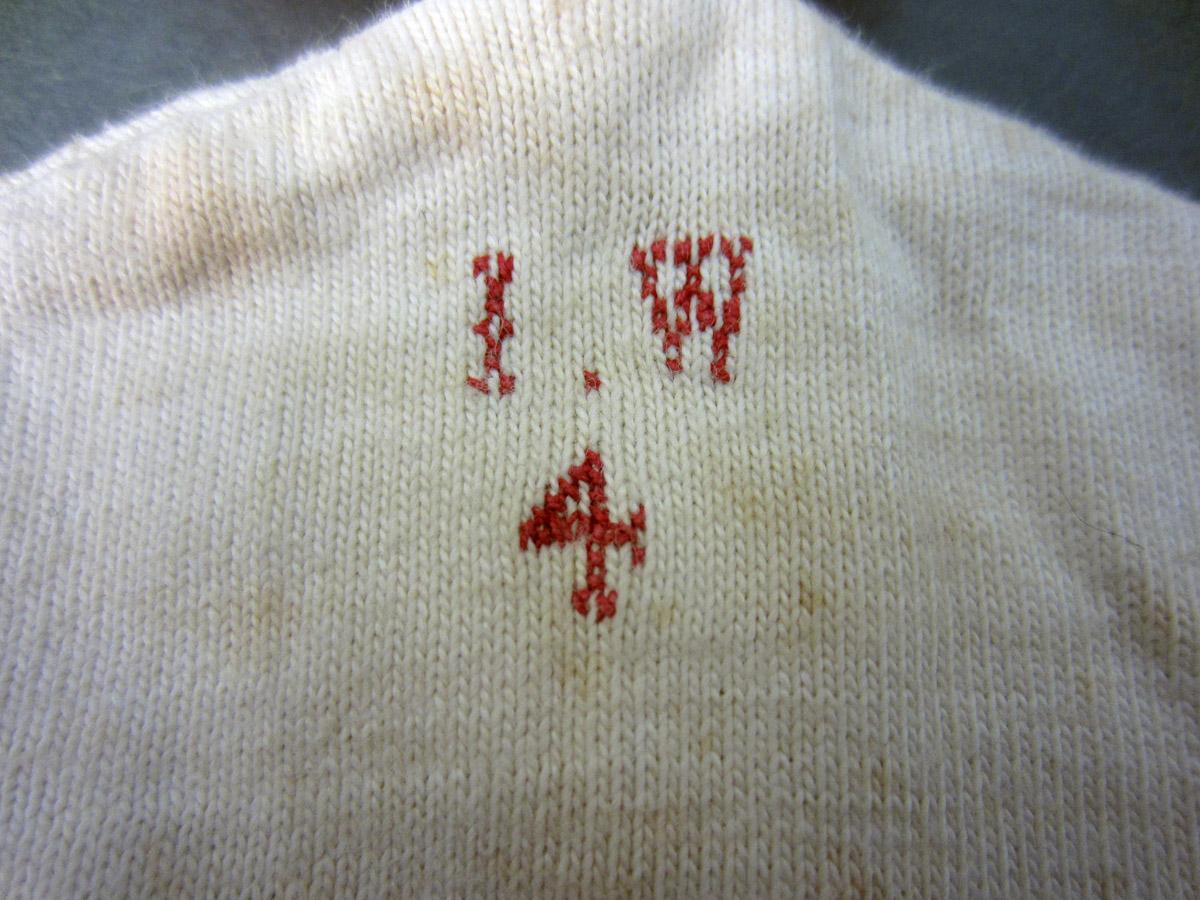 2013.0048.017 Cap, Initials