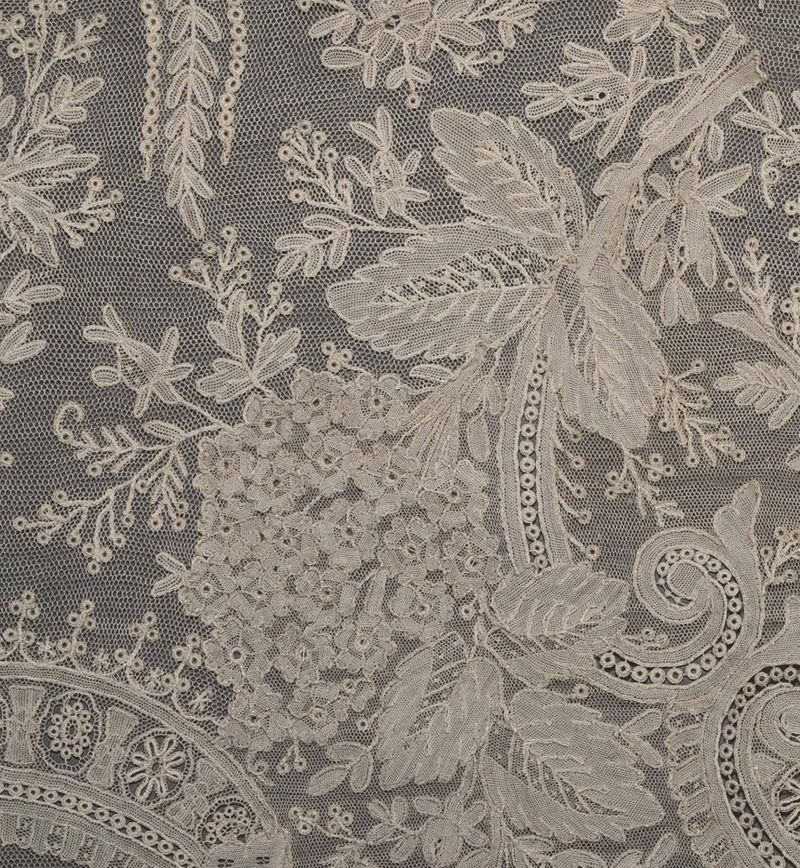 2013.0048.021 C Trim, detail 4, reverse