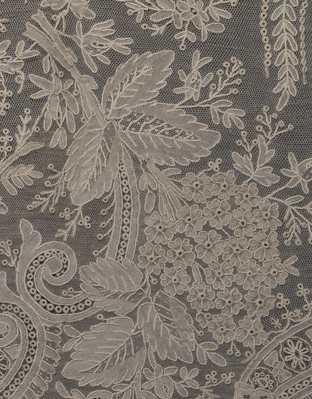 2013.0048.021 C Trim, detail 5