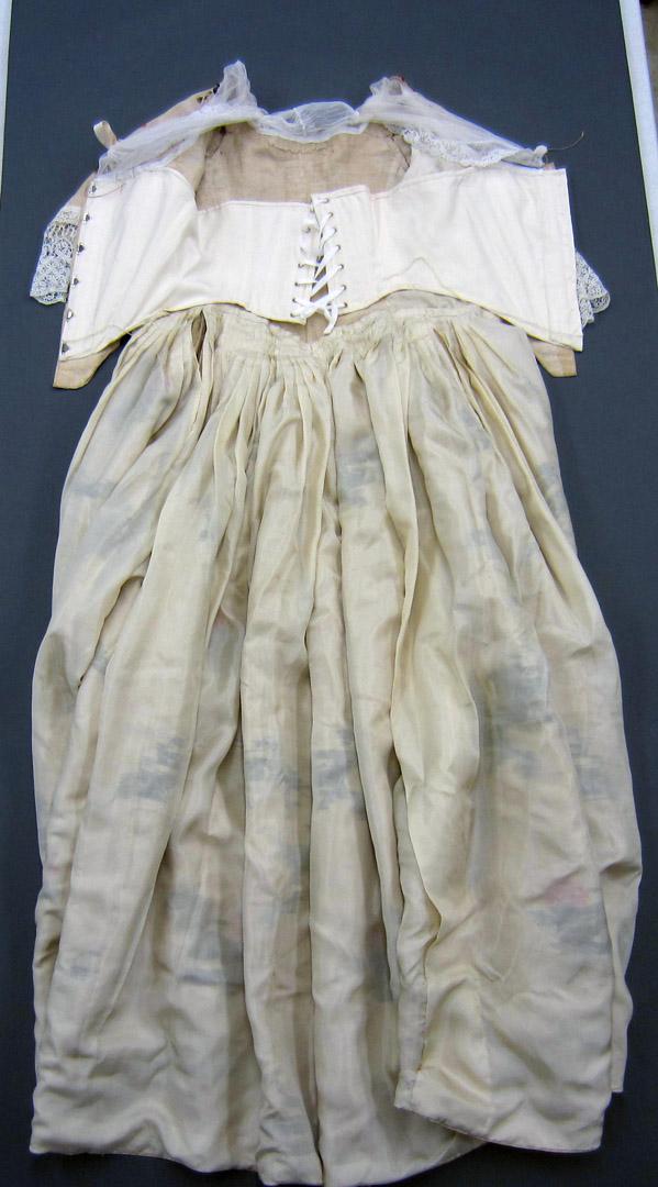 2013.0048.018_A Robe, Alt lining