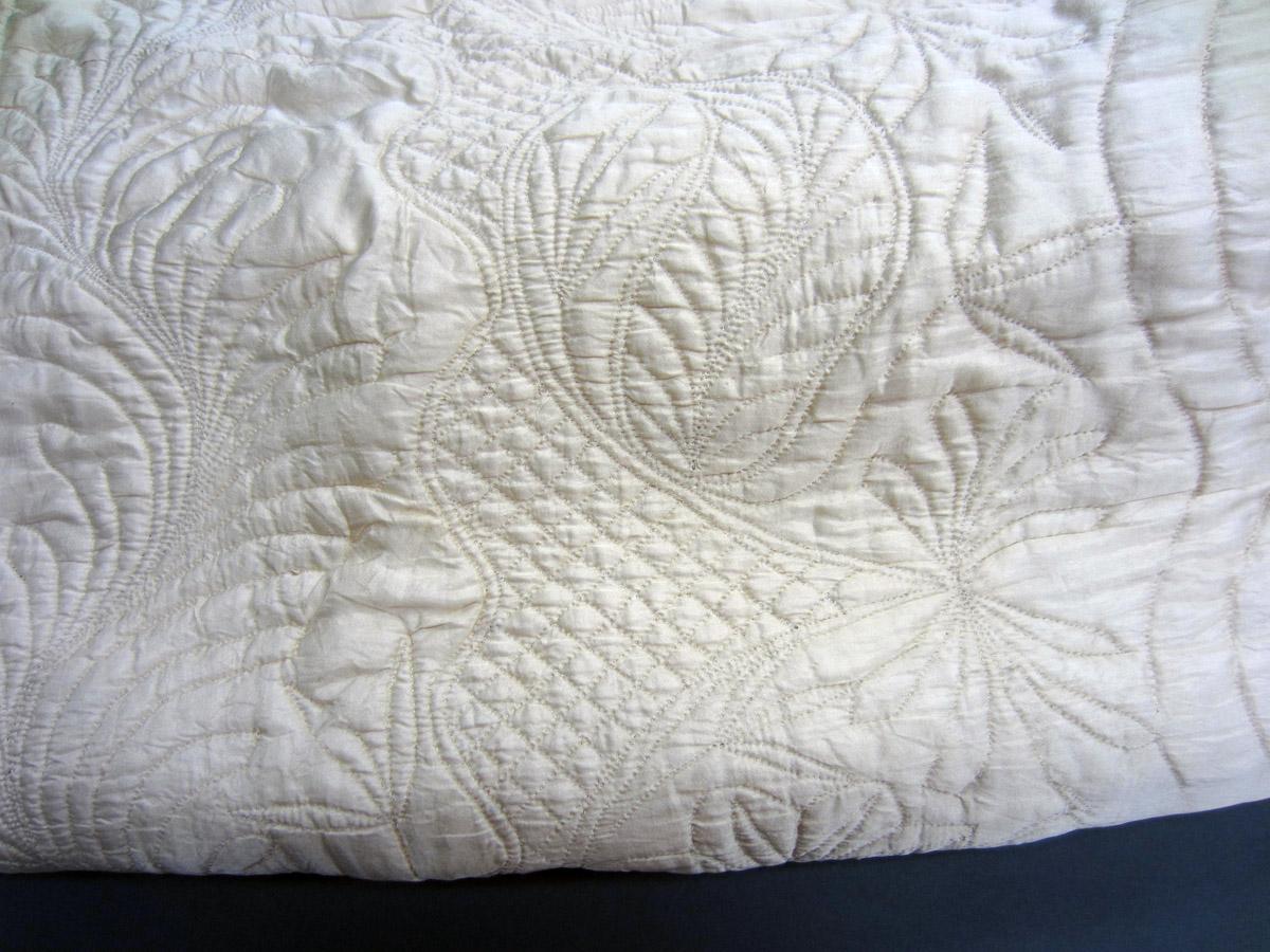 2013.0048.018_B Petticoat, Detail
