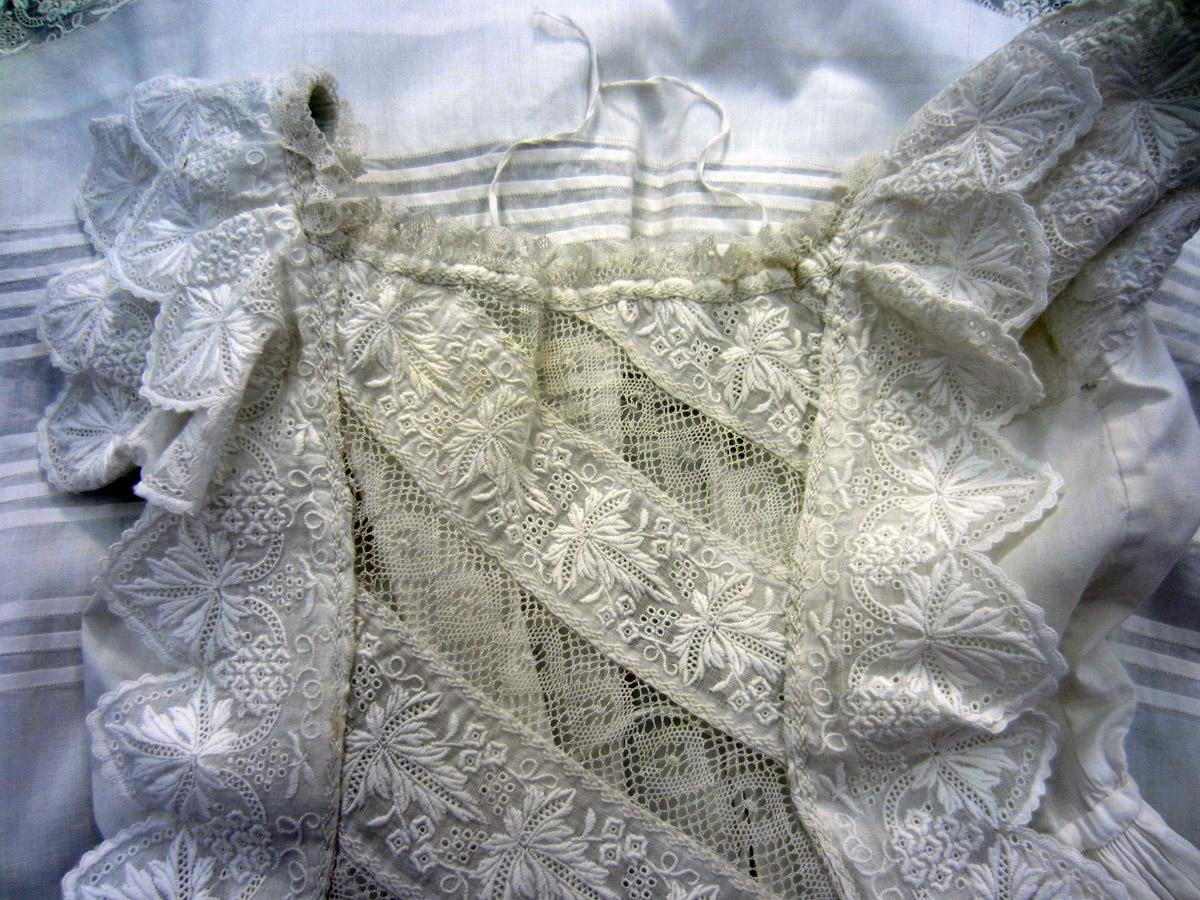 2013.0048.039 Dress, Lace