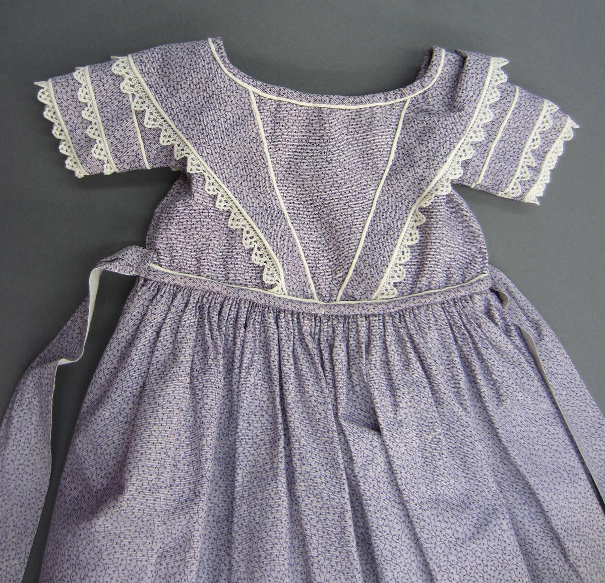 2013.0048.038 Dress, Bodice