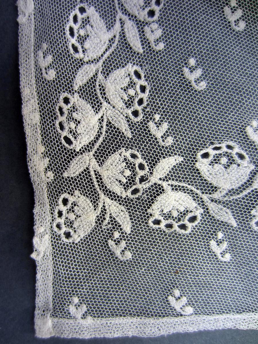 2013.0048.037 Bonnet, Detail 2