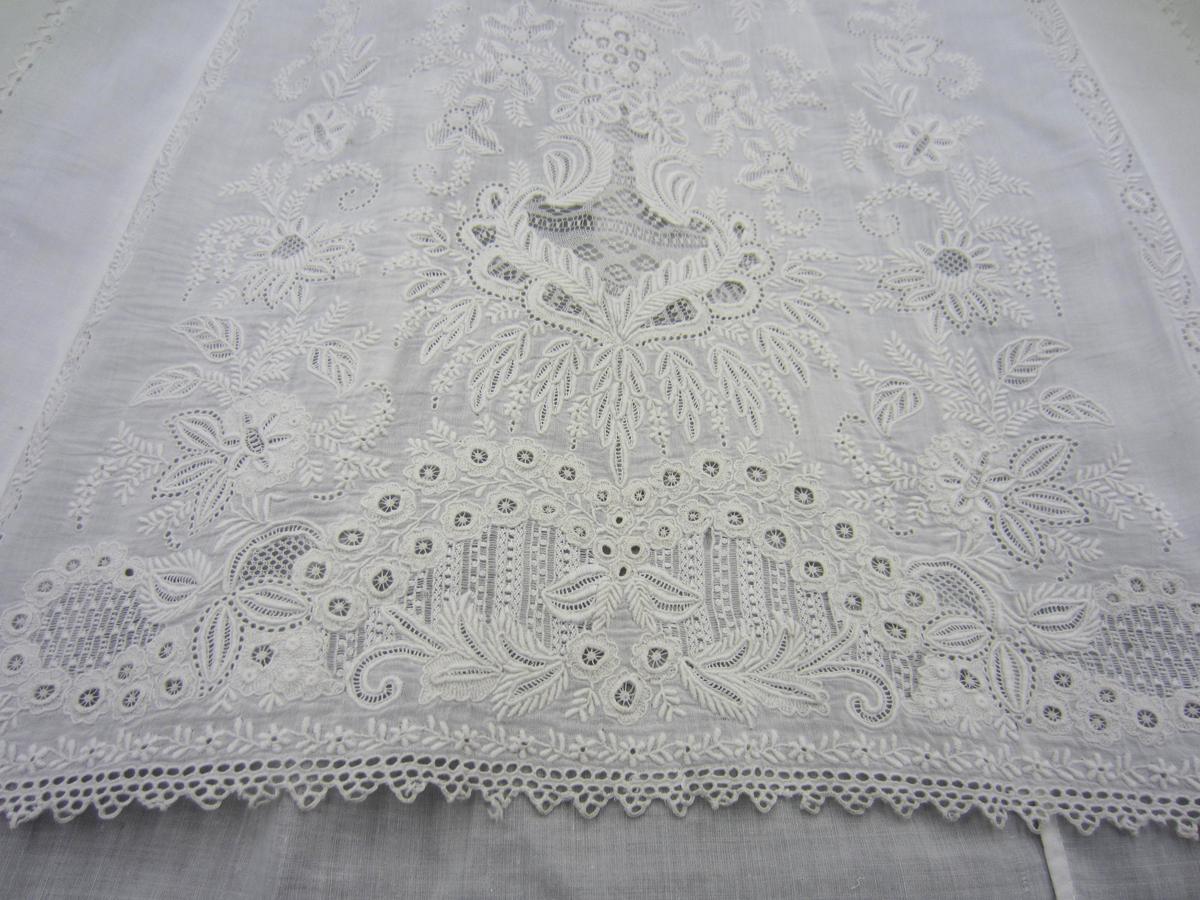 2013.0048.051 B Skirt, Detail