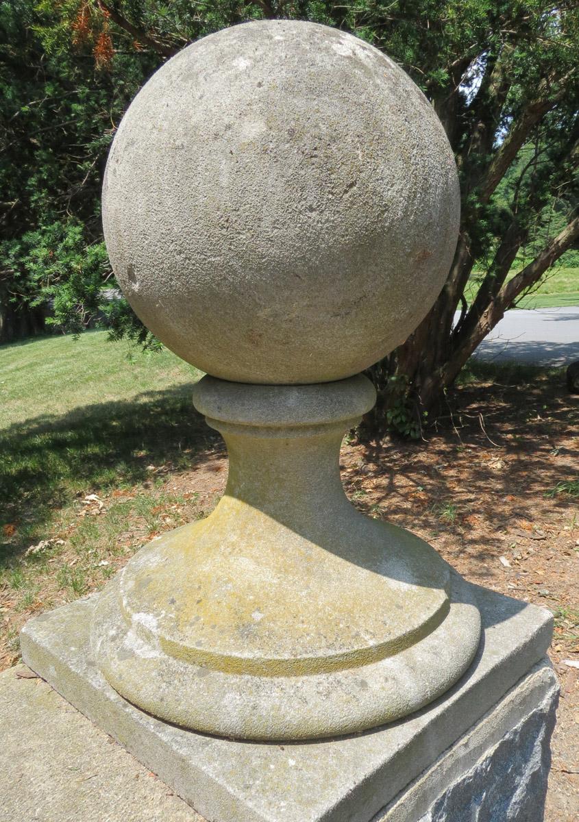 1969.8688 A-C Ornament, Sphere, overall