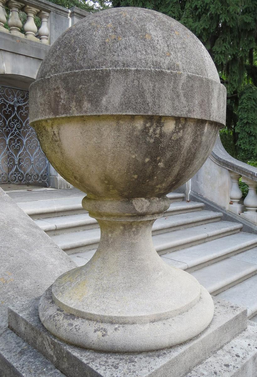 1969.8698.002 Ornament, Sphere, overall