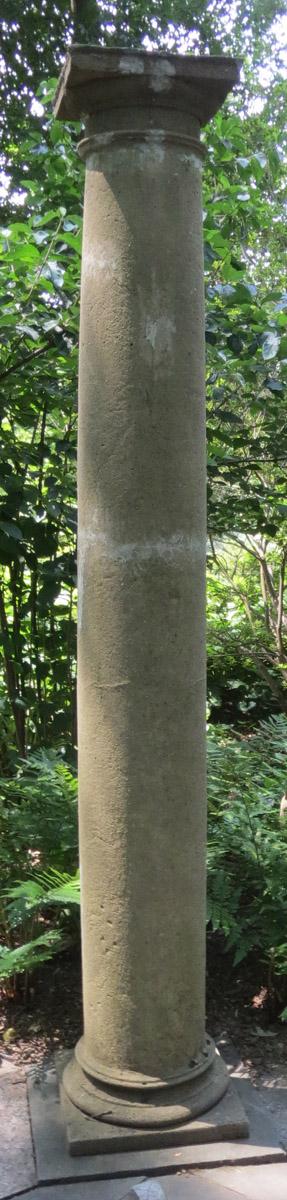 1969.8725.002 Column, overall