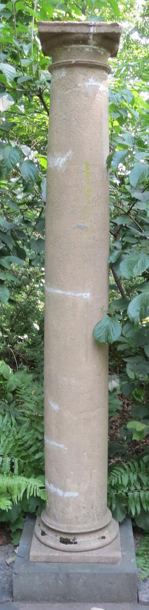 1969.8725.007 Column, overall