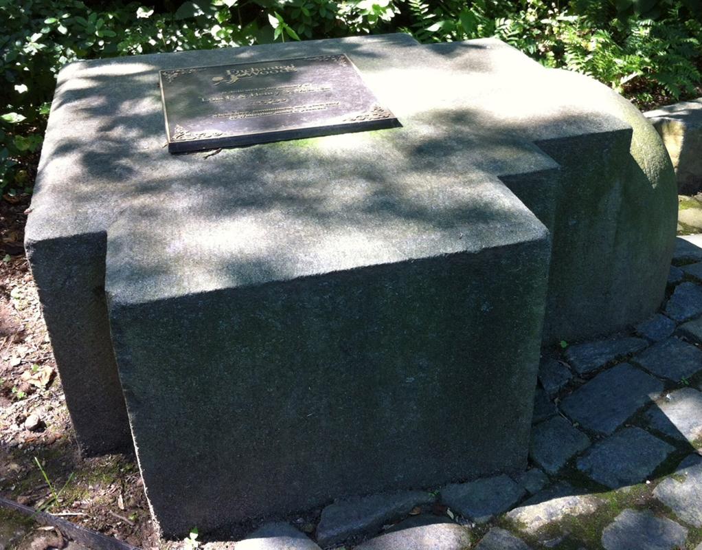 1969.8729 Stone, overall