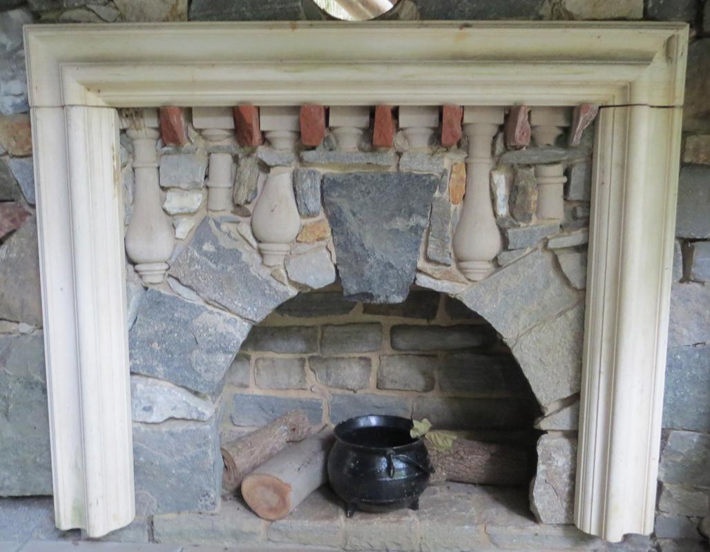 1969.8734 A-C Mantel, overall