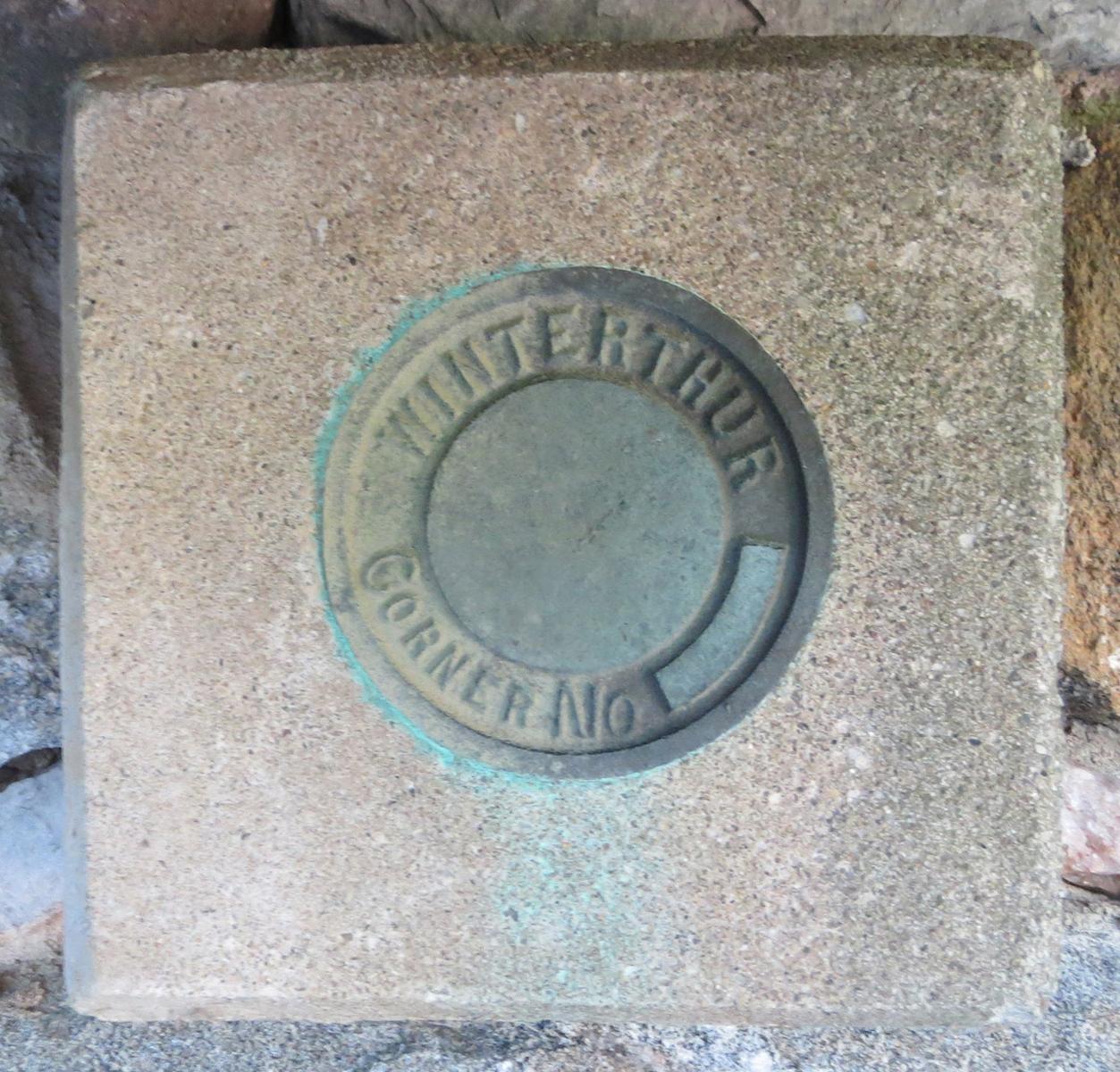 1969.8736.002 Stone, overall