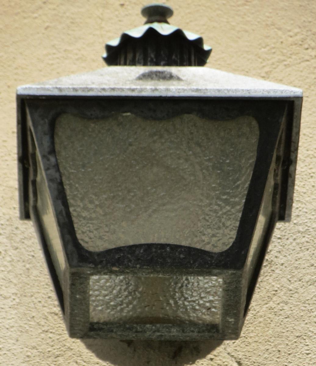 1969.8769 Lantern, overall
