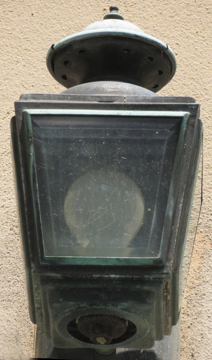 1969.8770 Lantern, overall