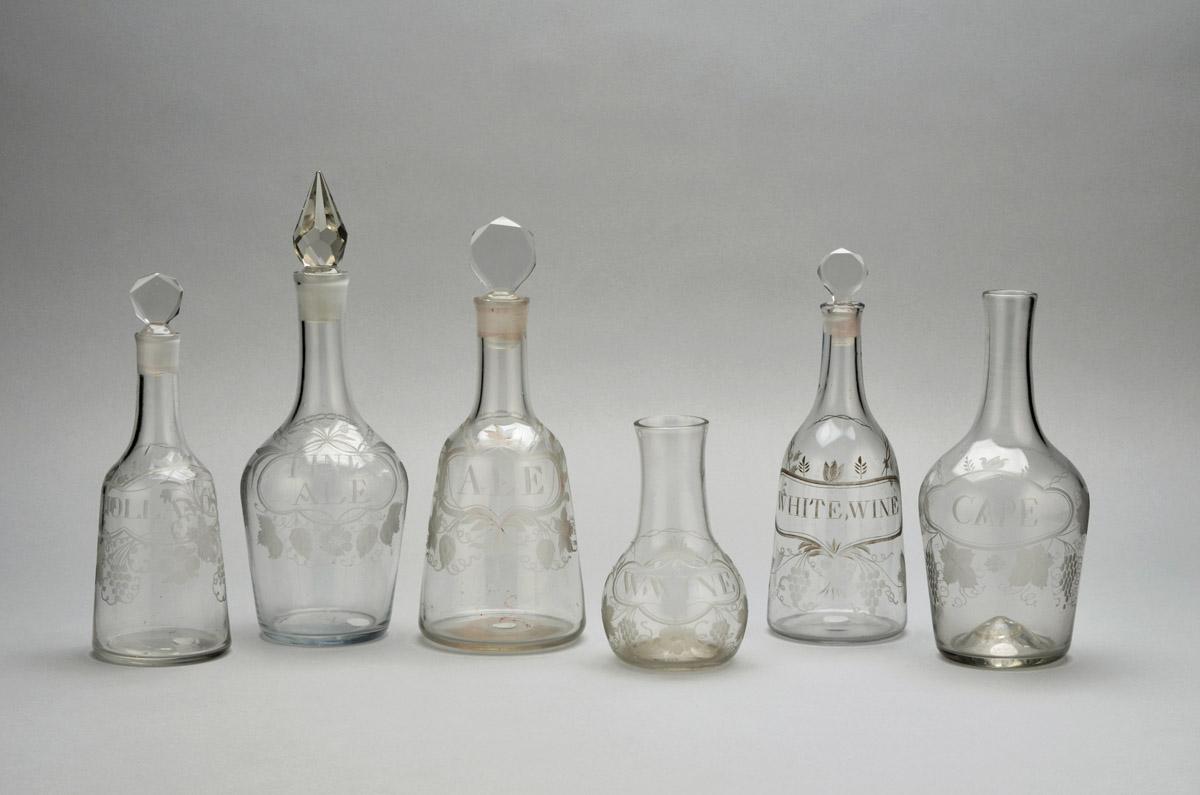 2013.0027.002-.006 (5) Decanters, .009 A, B Decanter