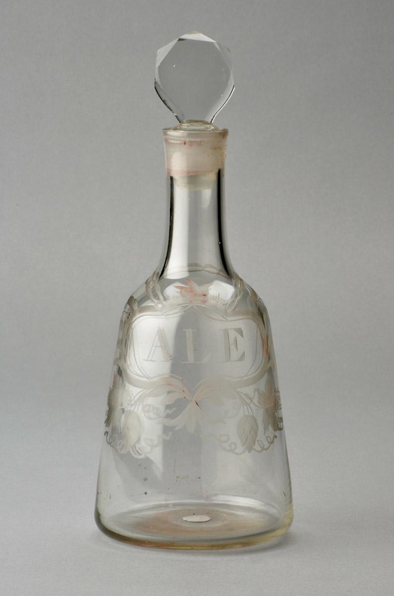 2013.0027.005 A, B Decanter, view 1