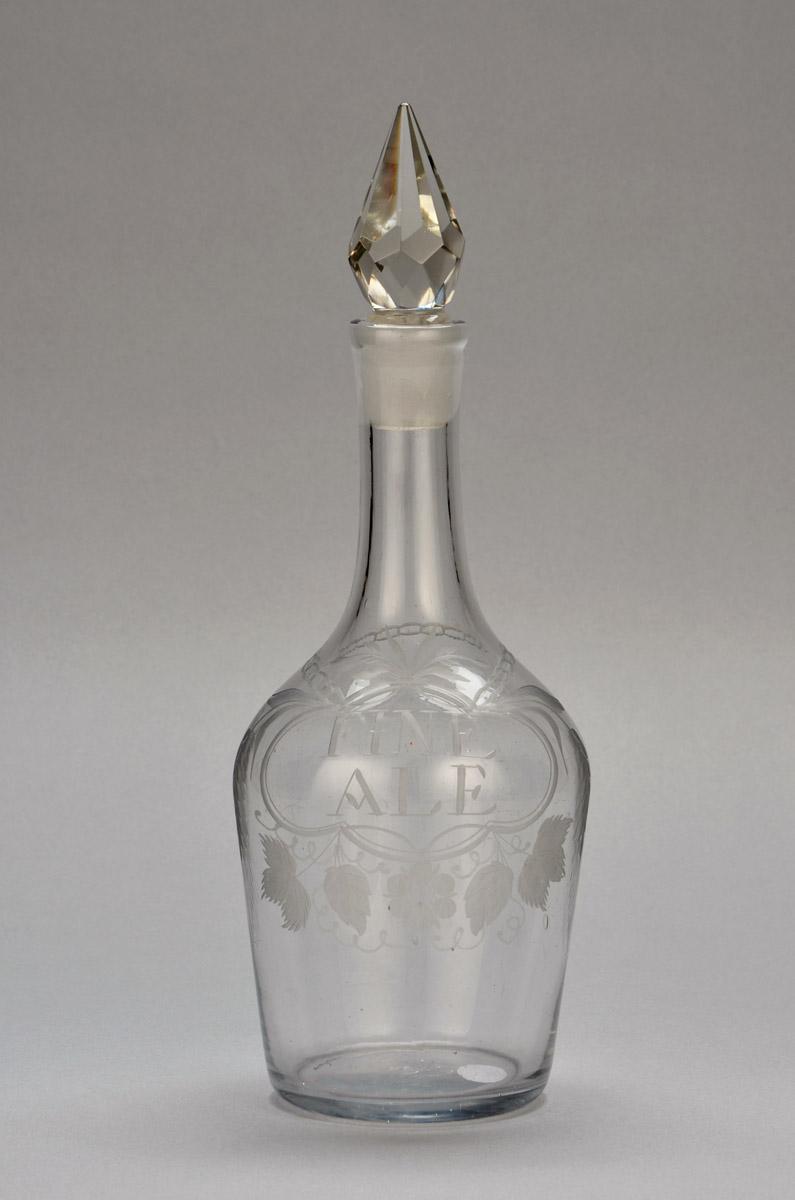 2013.0027.006 A, B Decanter, view 1