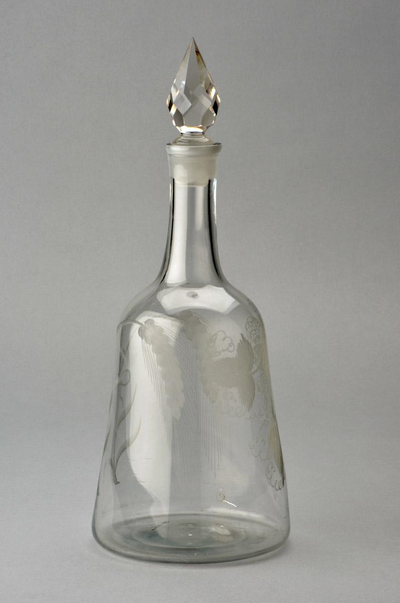 2013.0027.011 A, B Decanter, view 3