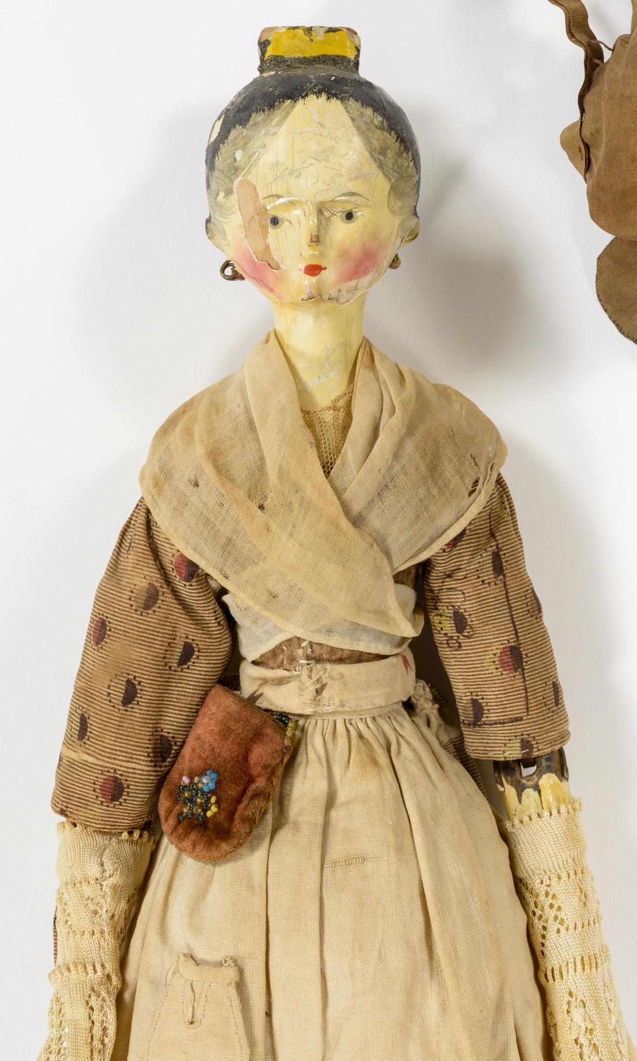 2013.0030 A-J Doll, detail 1