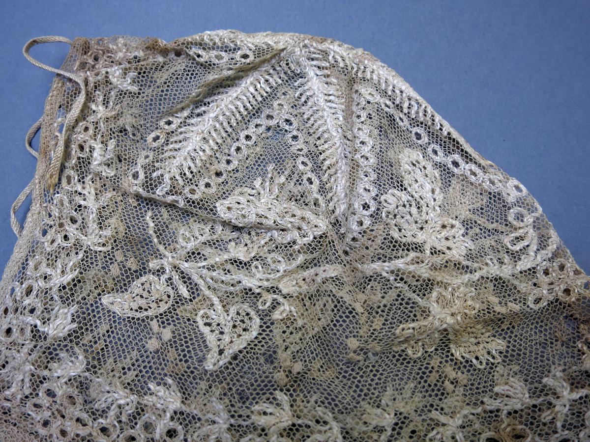 2013.0044 Cap, Detail