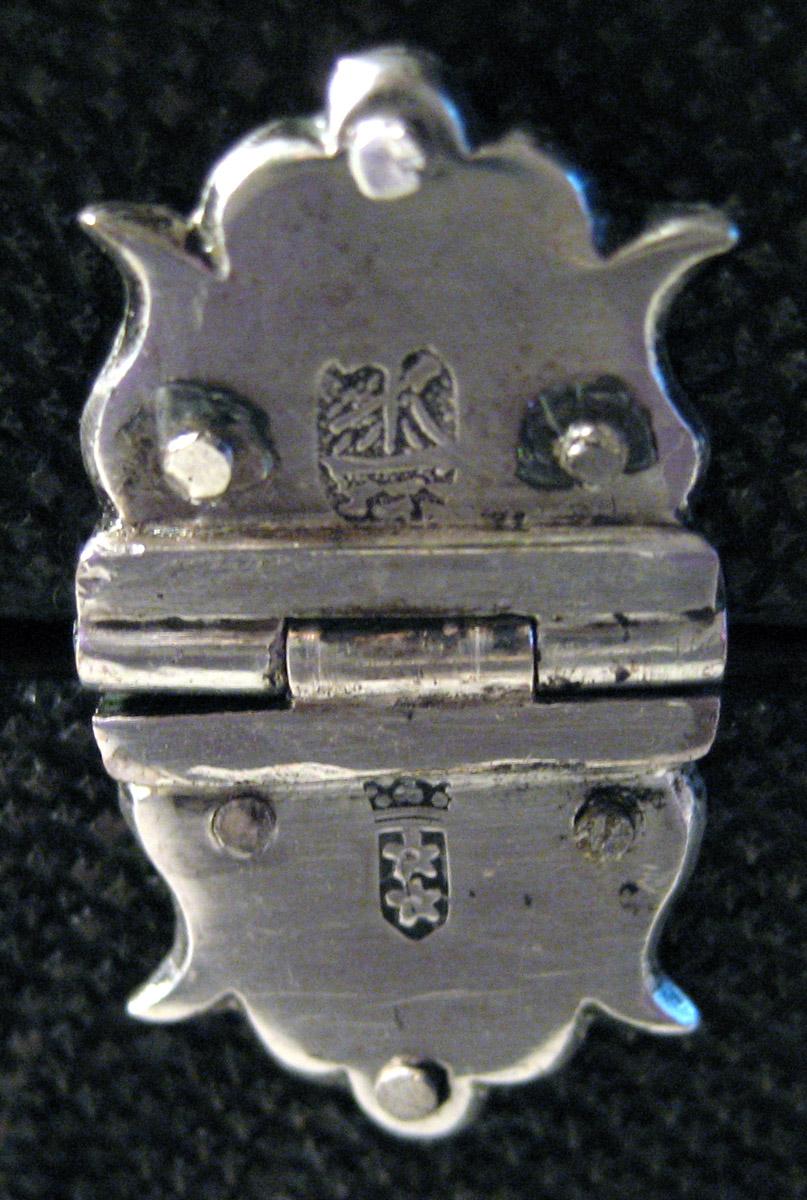 1959.0996 A Knife Box mark 9 & 10