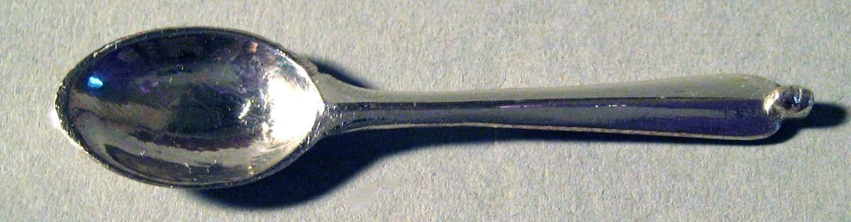 1959.0996 F Silver Spoon upper surface