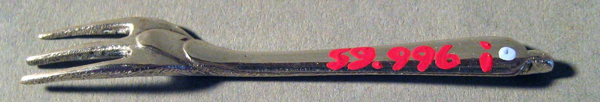 1959.0996 I Silver Fork underside