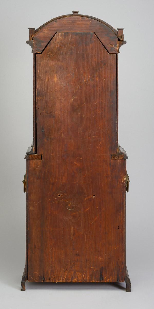 2014.0001 A-G Clock, back