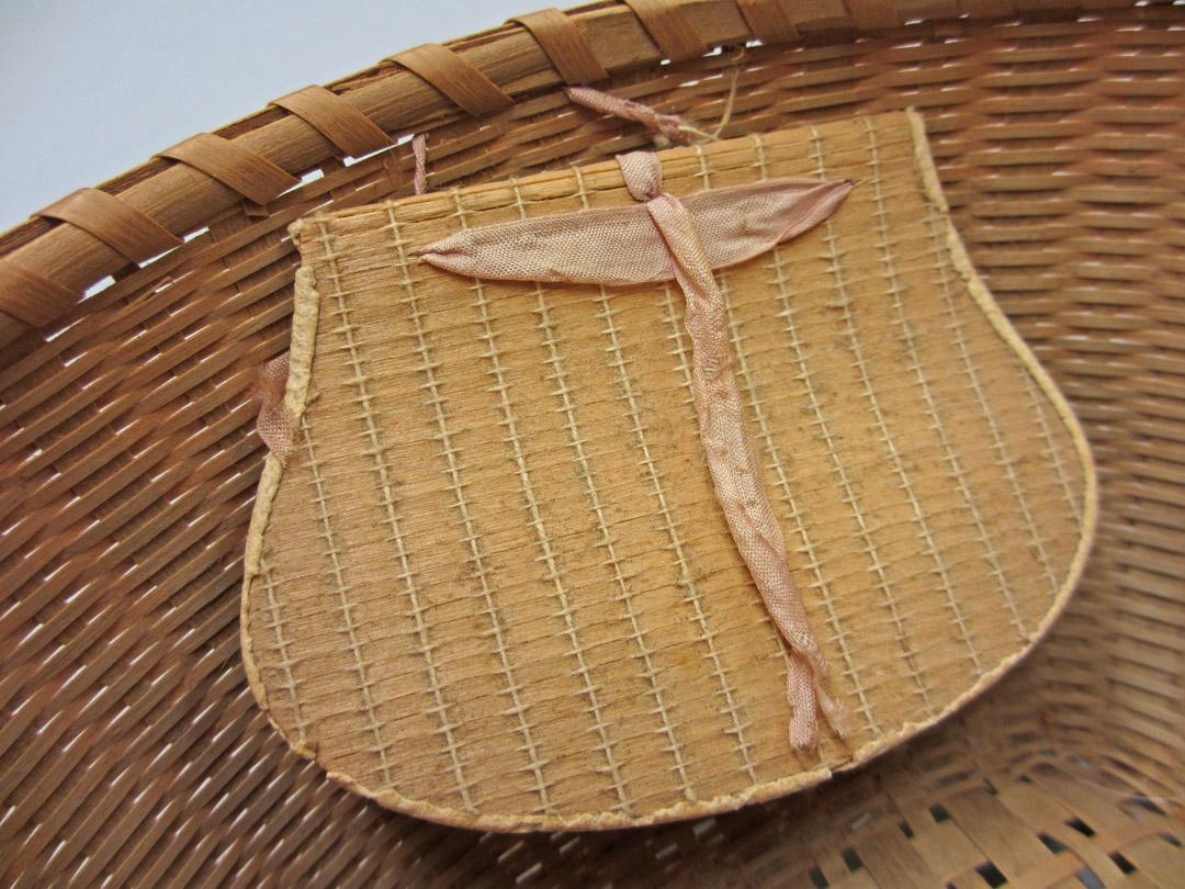 2011.0051.107.001 D Tool (for sewing), Needle case