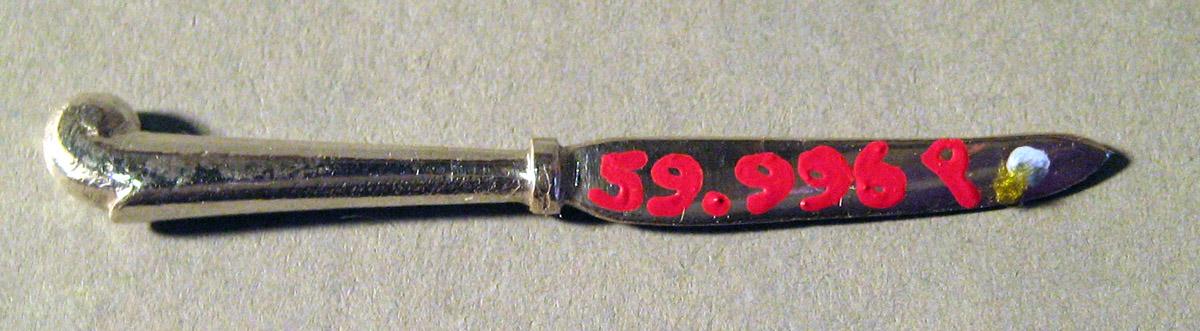 1959.0996 P Silver Knife underside