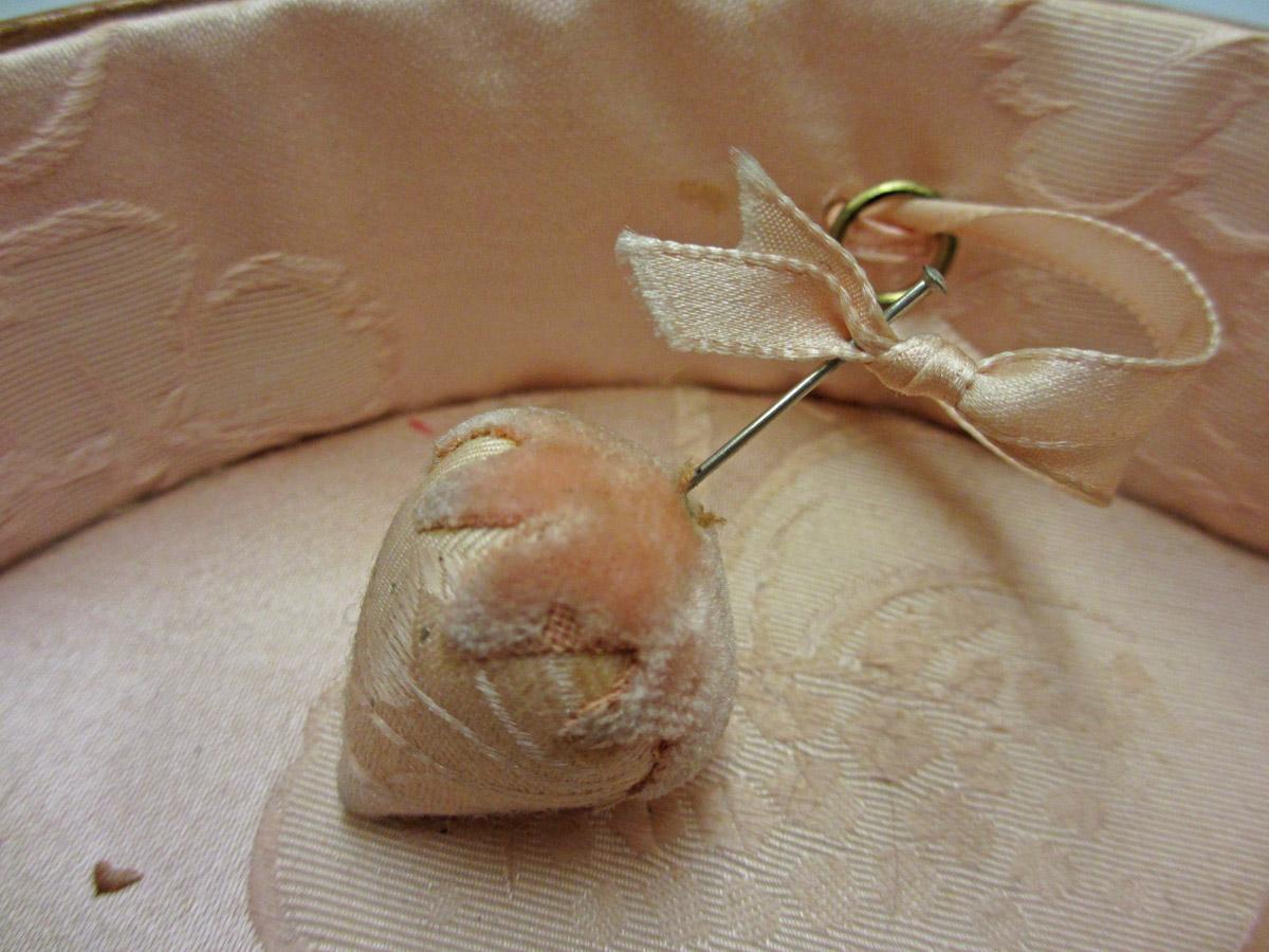 2011.0051.100.001 C Tool (for needlework)