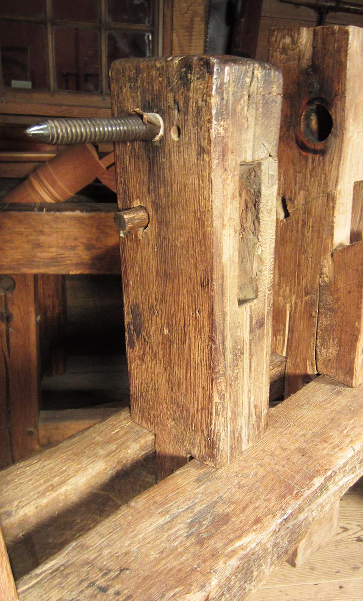 1957.0026.370 B, Great wheel lathe, puppet B side 2
