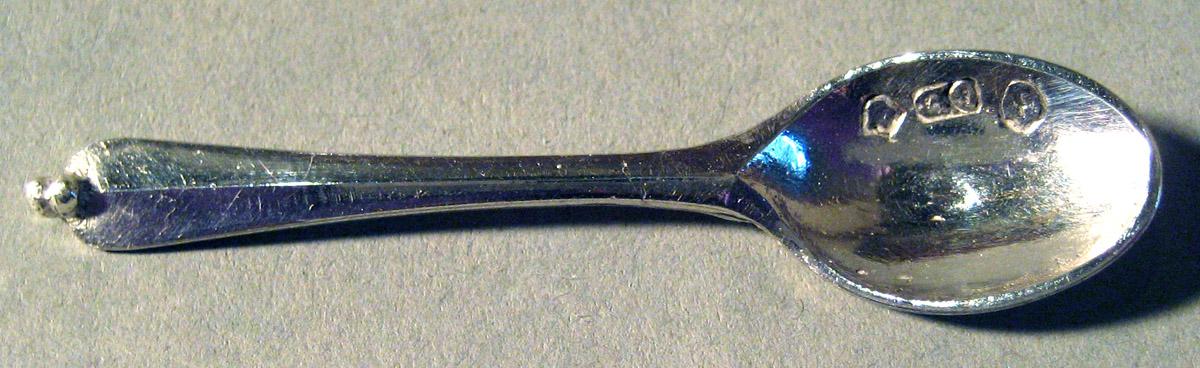 1959.0997 G Silver Spoon upper surface