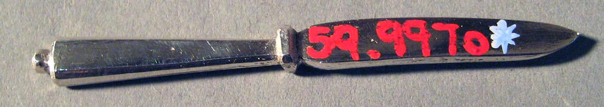 1959.0997 O Silver Knife underside