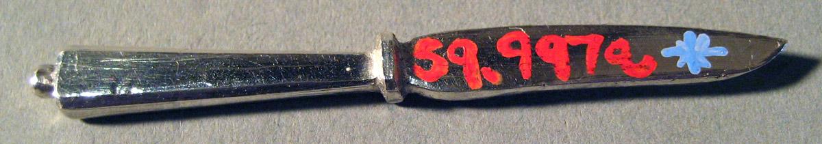 1959.0997 Q Silver Knife underside
