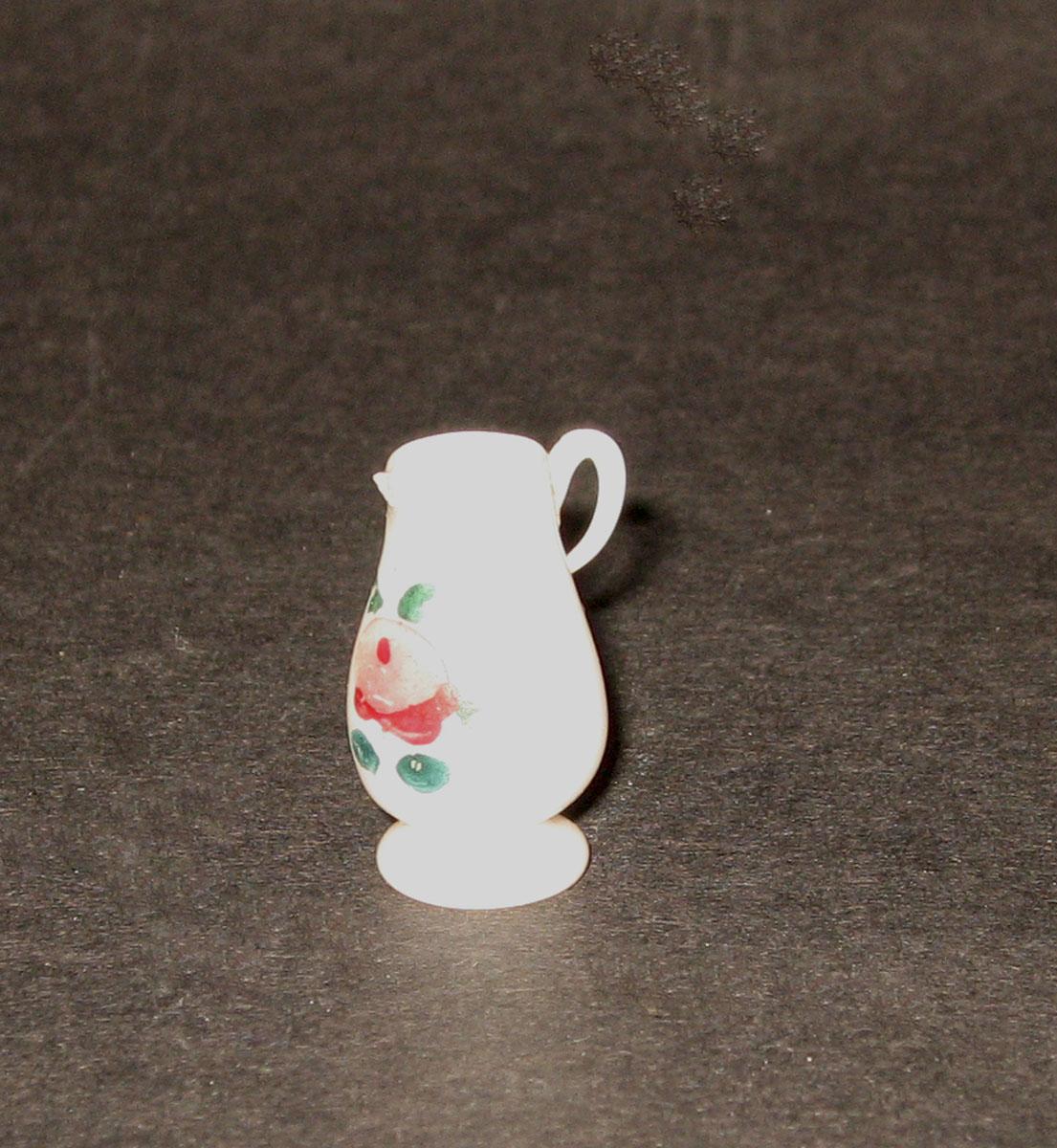 1959.0998.002 Miniature glass jug