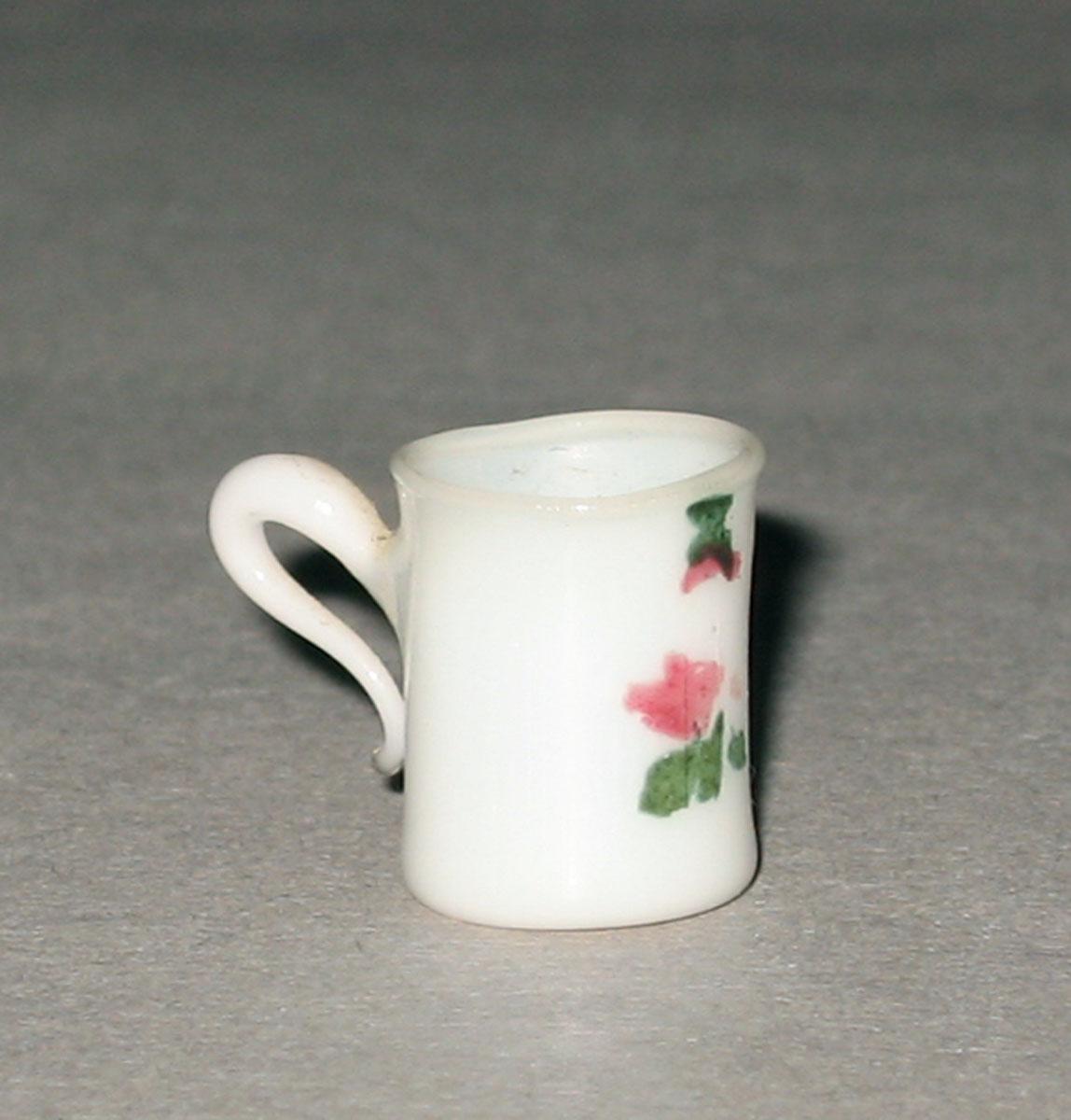 1959.0998.007 Miniature mug