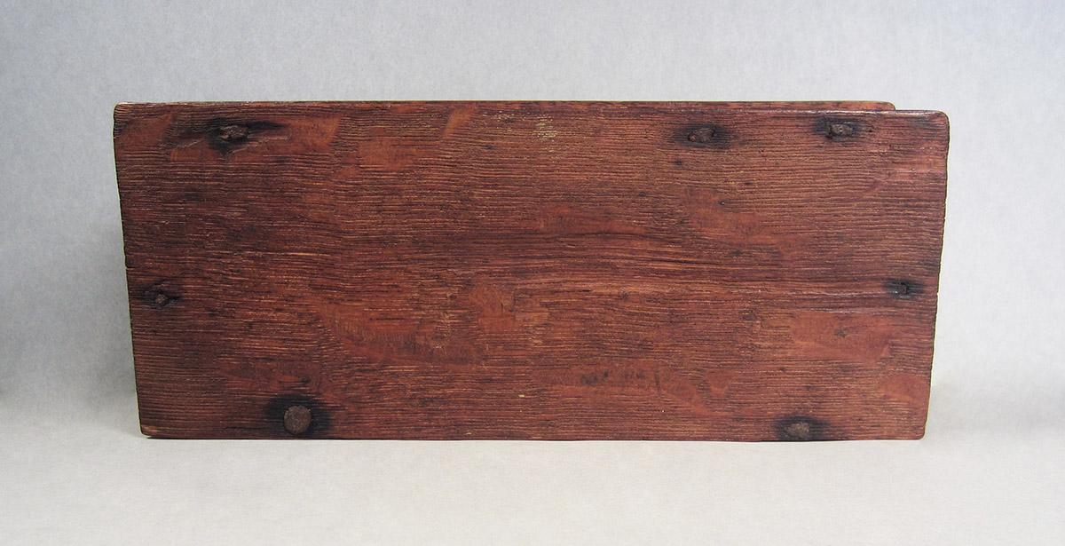 1957.0084.011 A, Box, bottom