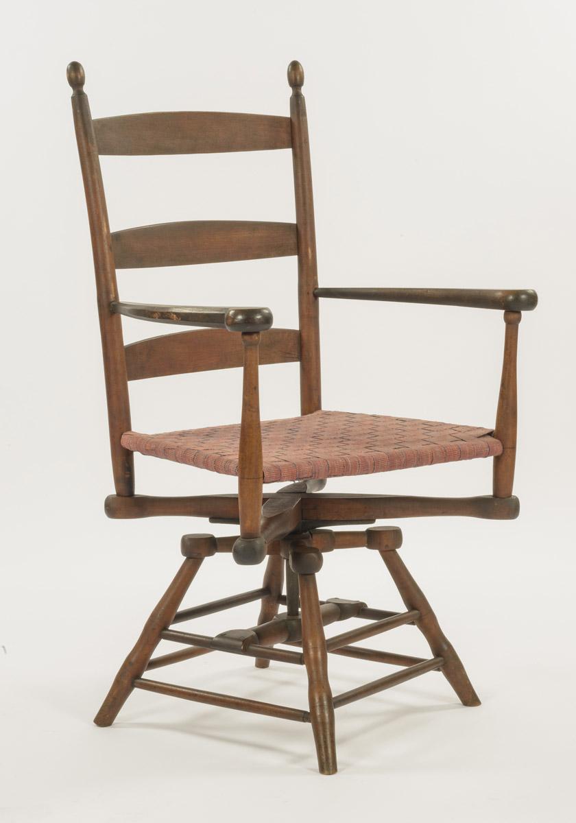 2014.0022 Chair, view 4