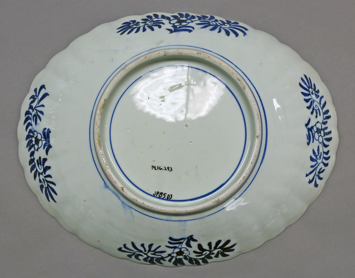 2014.0016.293 Platter, underside