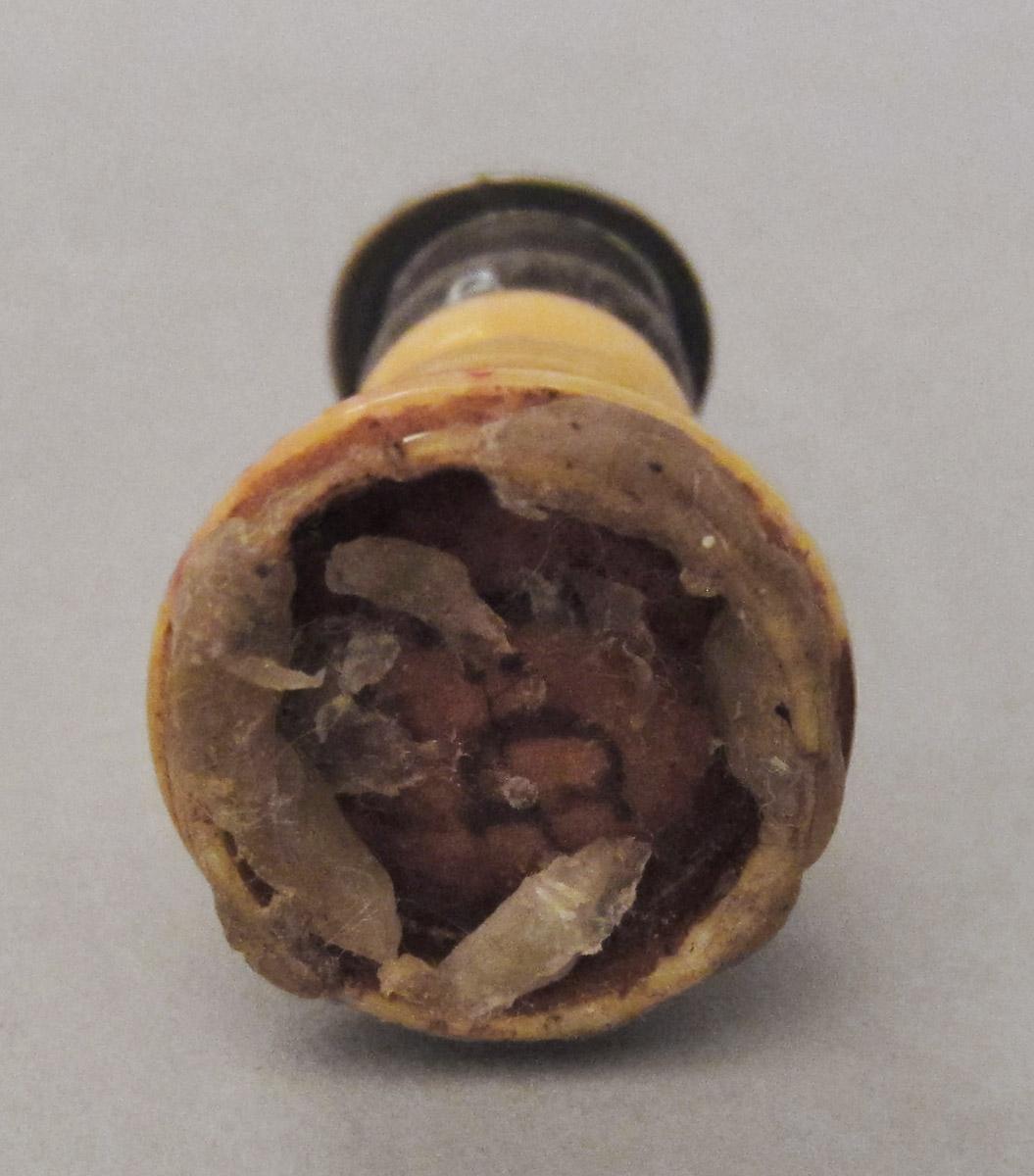 1953.0165.004 Seal, underside