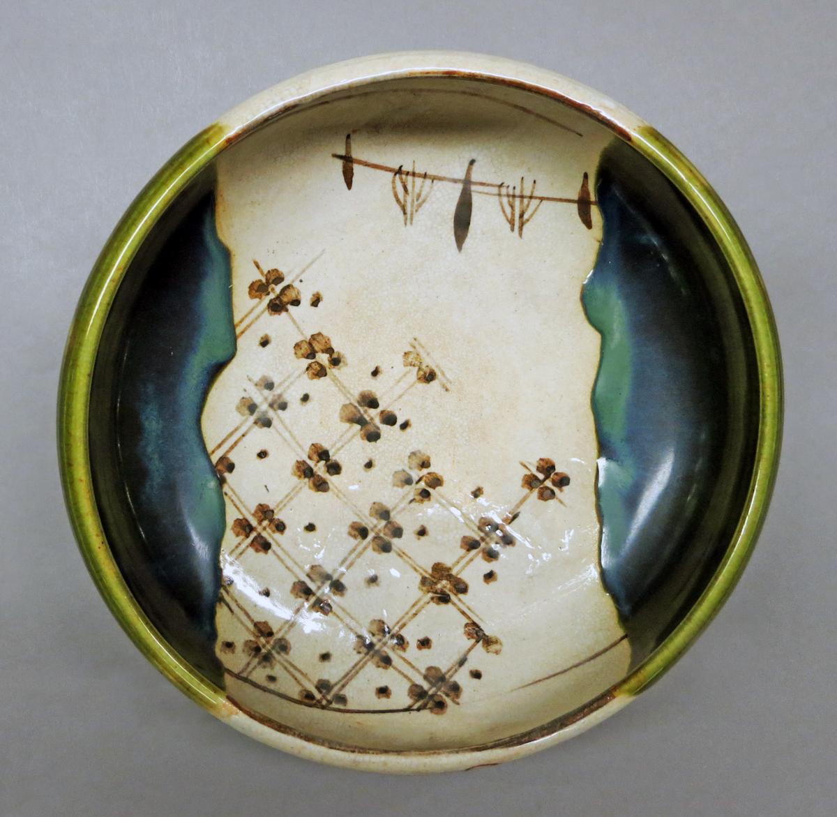 2014.0016.286 Bowl inside