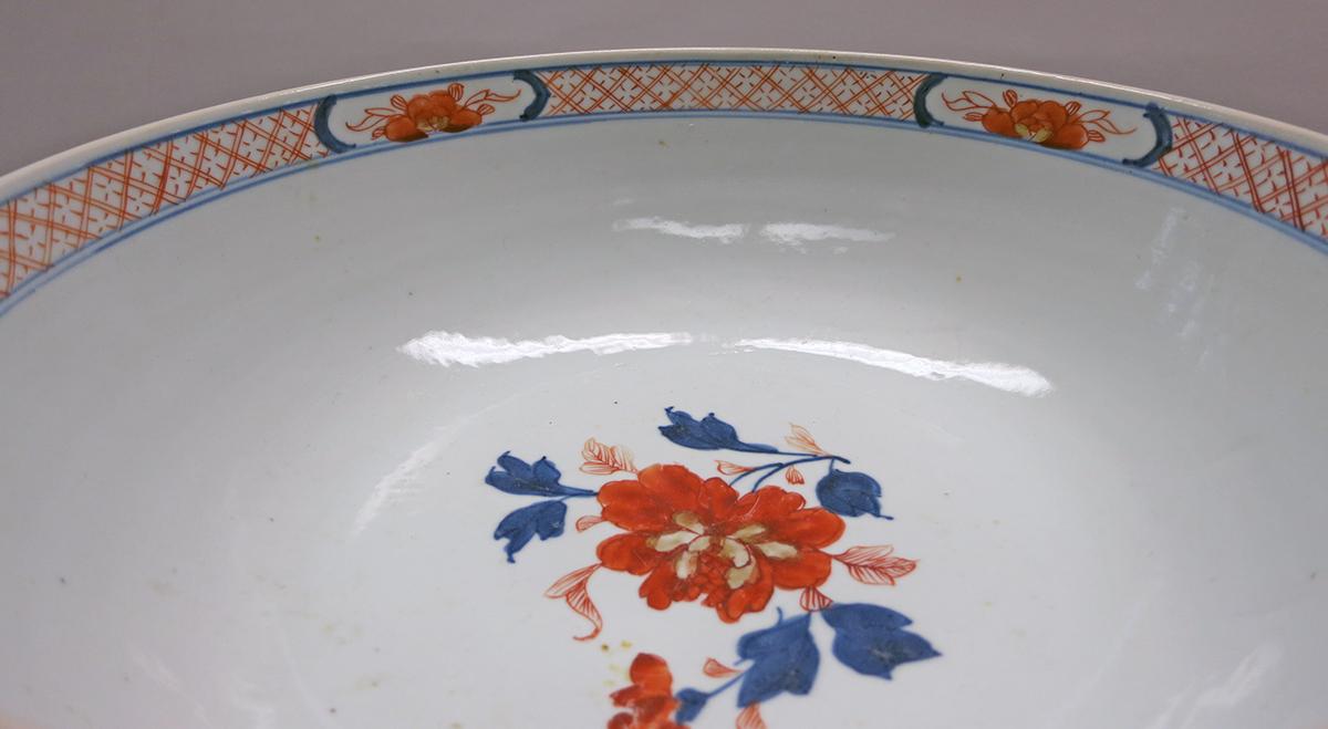 2014.0016.008 Bowl detail