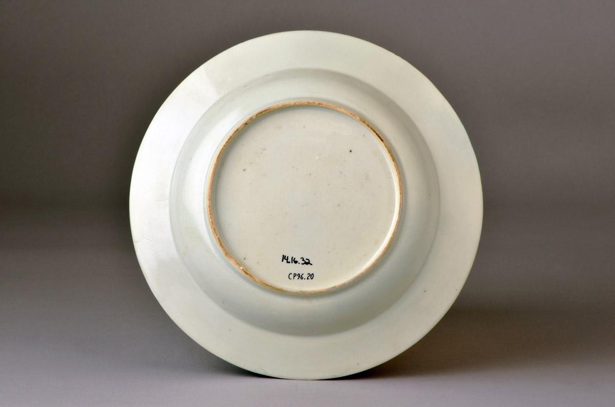 2014.0016.032 Plate, view 2