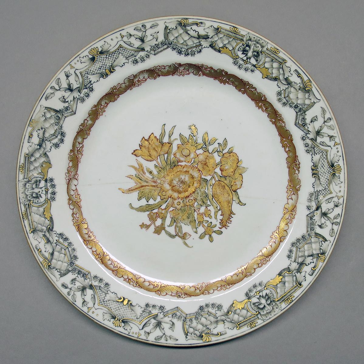 2014.0016.036.002 Dessert plate front